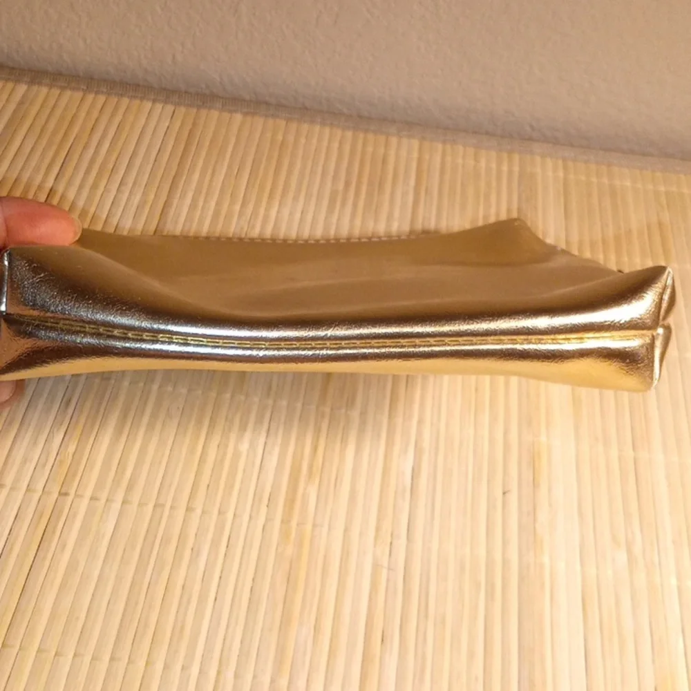 NWOT HAYWARD Metallic Gold Cosmetic Bag/Case/Purse